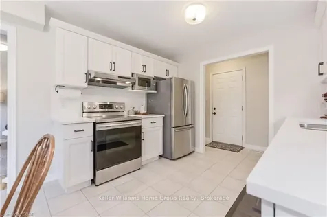 103 Halls Drive Centre Wellington ON N0B 1S0