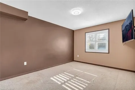 24 Kroeger Road Cambridge ON N3C 4J7