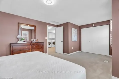 24 Kroeger Road Cambridge ON N3C 4J7