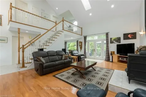 8906 Wellington Road 50 N/a Erin ON N0B 2K0