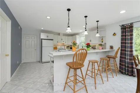 8906 Wellington Road 50 N/a Erin ON N0B 2K0