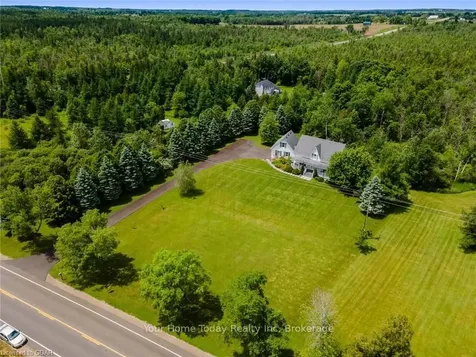 8906 Wellington Road 50 N/a Erin ON N0B 2K0