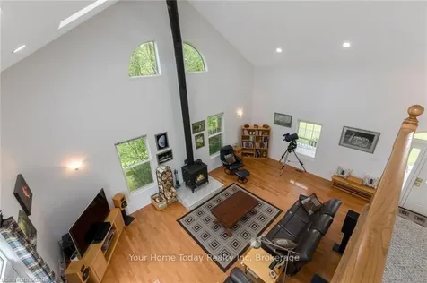 8906 Wellington Road 50 N/a Erin ON N0B 2K0