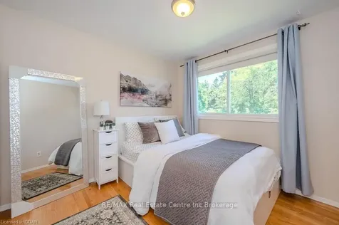 95 Balmoral Drive Guelph ON N1E 3N9