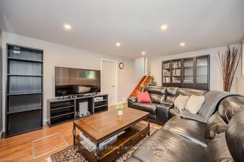 95 Balmoral Drive Guelph ON N1E 3N9