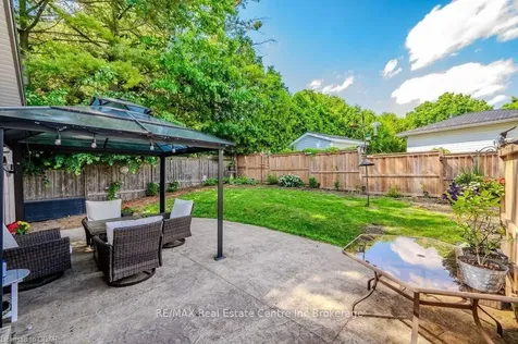 95 Balmoral Drive Guelph ON N1E 3N9
