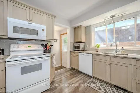 95 Balmoral Drive Guelph ON N1E 3N9