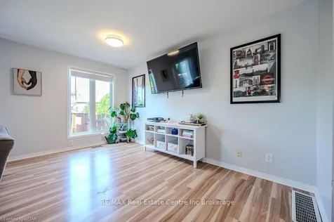 174 Windflower Drive Kitchener ON N2E 3T2