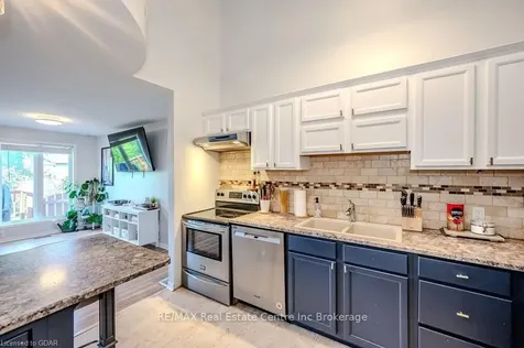 174 Windflower Drive Kitchener ON N2E 3T2