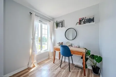 174 Windflower Drive Kitchener ON N2E 3T2