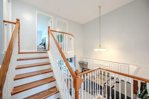 174 Windflower Drive Kitchener ON N2E 3T2