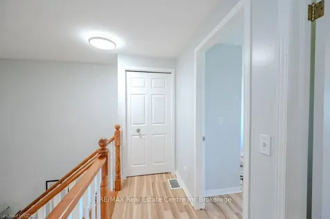 174 Windflower Drive Kitchener ON N2E 3T2
