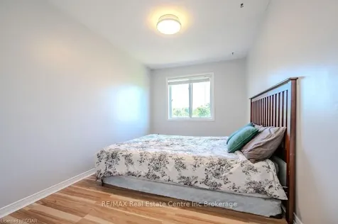 174 Windflower Drive Kitchener ON N2E 3T2