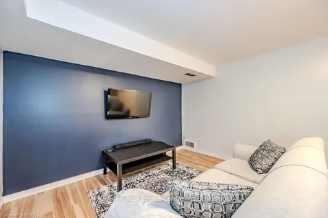 174 Windflower Drive Kitchener ON N2E 3T2