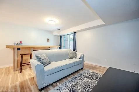 174 Windflower Drive Kitchener ON N2E 3T2