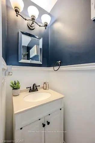 174 Windflower Drive Kitchener ON N2E 3T2