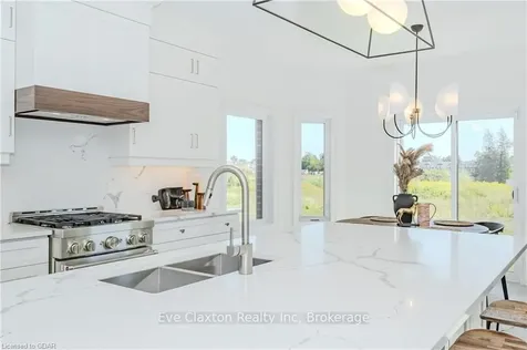 57 Macalister Boulevard Guelph ON N1G 0G5
