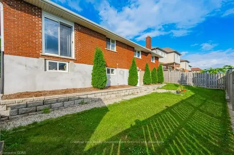 146 Cityview Drive N Guelph ON N1E 6Y5