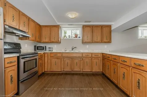 146 Cityview Drive N Guelph ON N1E 6Y5