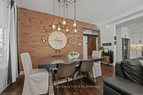 254 Gosling Gardens Guelph ON N1L 0M4