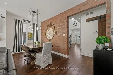 254 Gosling Gardens Guelph ON N1L 0M4