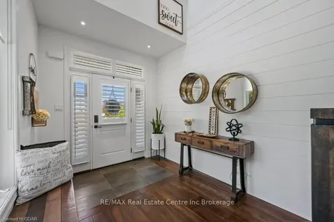 254 Gosling Gardens Guelph ON N1L 0M4