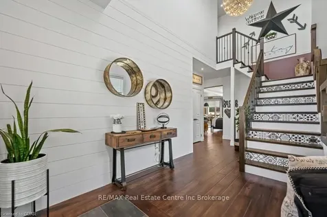 254 Gosling Gardens Guelph ON N1L 0M4