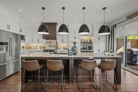 254 Gosling Gardens Guelph ON N1L 0M4