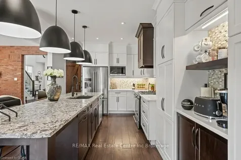 254 Gosling Gardens Guelph ON N1L 0M4