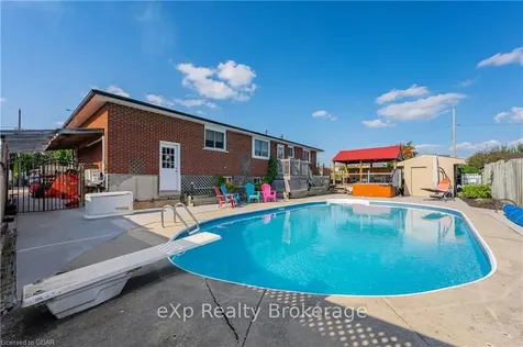 231 Chambers Crescent Centre Wellington ON N1M 3E4