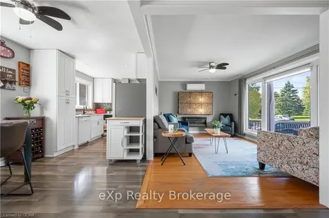 231 Chambers Crescent Centre Wellington ON N1M 3E4