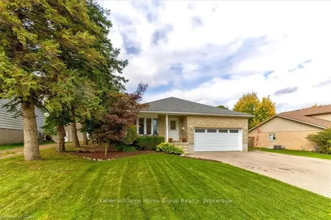 25 Reiner Crescent Wellesley ON N1H 5N8