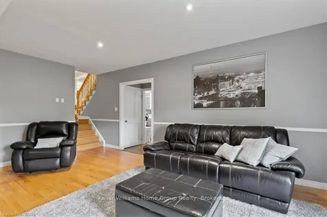 25 Reiner Crescent Wellesley ON N1H 5N8