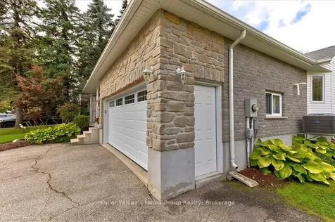 25 Reiner Crescent Wellesley ON N1H 5N8