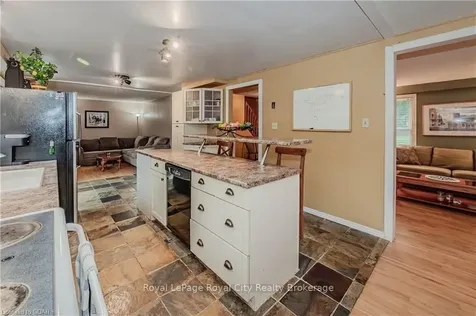 25 Mcelderry Road Guelph ON N1G 4K2