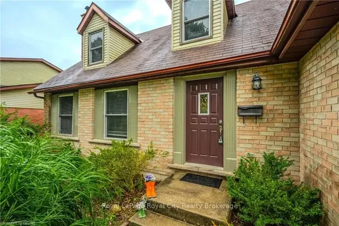 25 Mcelderry Road Guelph ON N1G 4K2