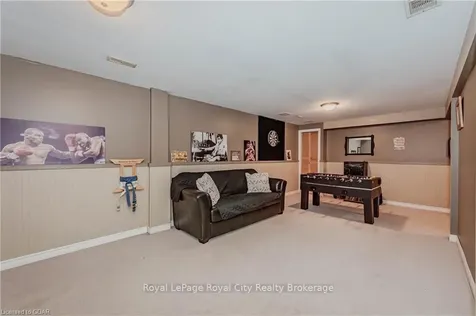 25 Mcelderry Road Guelph ON N1G 4K2