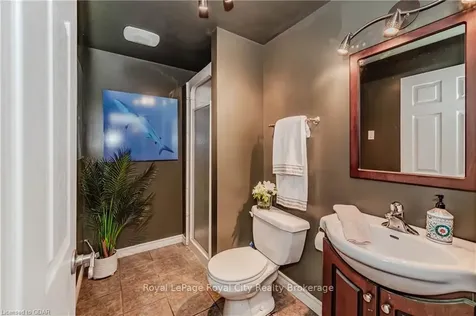 25 Mcelderry Road Guelph ON N1G 4K2