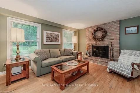 25 Mcelderry Road Guelph ON N1G 4K2