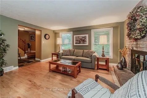 25 Mcelderry Road Guelph ON N1G 4K2