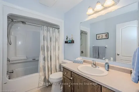 16 Couling Crescent Guelph ON N1E 0J7