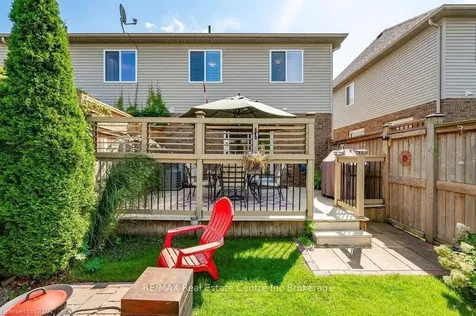 16 Couling Crescent Guelph ON N1E 0J7