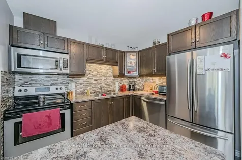 16 Couling Crescent Guelph ON N1E 0J7