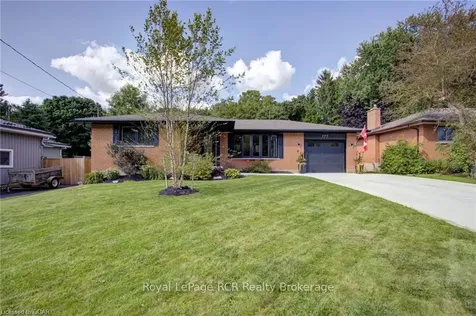 177 Francis Street W Wellington North ON N0G 1A0