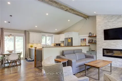 177 Francis Street W Wellington North ON N0G 1A0