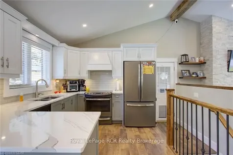 177 Francis Street W Wellington North ON N0G 1A0