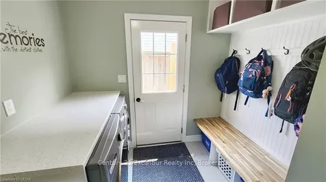 717 Campbell Avenue Centre Wellington ON N1M 3M9