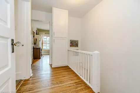 21 Mctague Street Guelph ON N1H 2A7