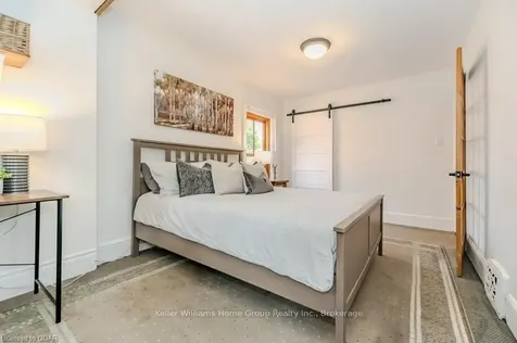 21 Mctague Street Guelph ON N1H 2A7