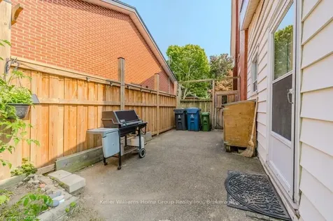 21 Mctague Street Guelph ON N1H 2A7